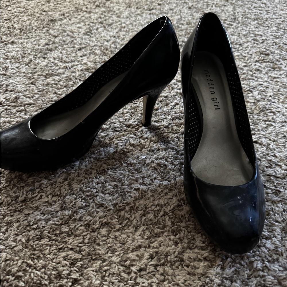 Madden Girl Classic Black Heels